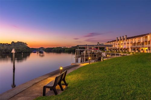 152 Brent Cir, OLDSMAR, FL, 34677-3342 | Card Image