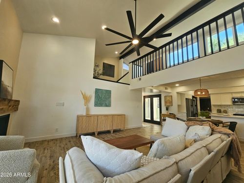 14-8101 N Central Avenue, Phoenix, AZ, 85020 | Card Image