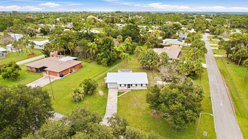 273 Easy St, SEBASTIAN, FL, 32958-4054 | Card Image
