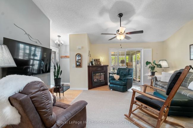 81402 Champlain Blvd, Home with 2 bedrooms, 2 bathrooms and 2 parking in Goderich ON | Image 6
