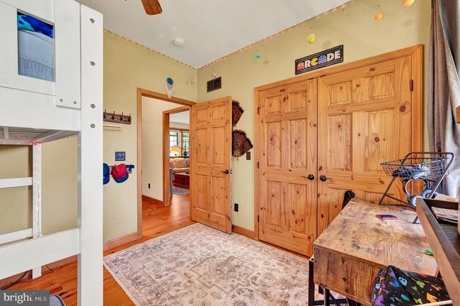 1058 Marsh Hawk Way, House other with 4 bedrooms, 4 bathrooms and null parking in Shepherdstown WV | Image 37