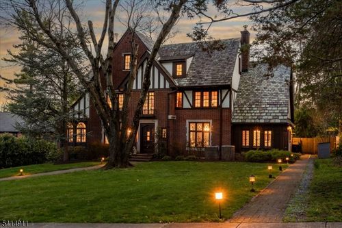 416 Twin Oak Rd, South Orange, NJ, 07079-1220 | Card Image