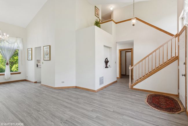 1303 Chase Pointe Ct, House other with 3 bedrooms, 3 bathrooms and 2 parking in Naperville IL | Image 5