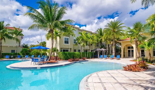 213 - 10170 Sw 7 Th St, Condo with 2 bedrooms, 2 bathrooms and null parking in Pembroke Pines FL | Image 41