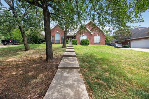 804 Waterloo Lake Dr, Denison, TX, 75020-5437 | Card Image