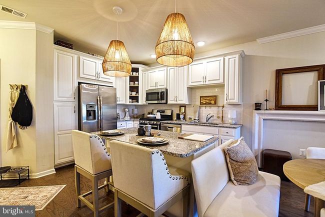 UNIT-108 - 23286 Southdown Manor Ter, Condo with 2 bedrooms, 2 bathrooms and null parking in ASHBURN VA | Image 5