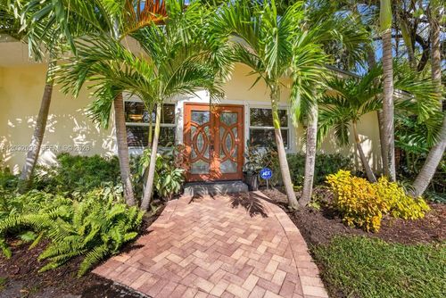 13720 Sw 74th Ct, Palmetto Bay, FL, 33158-1274 | Card Image