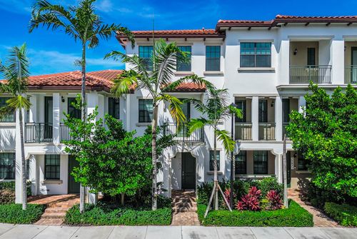 11675 Sw 13th Ct, Pembroke Pines, FL, 33025-4839 | Card Image