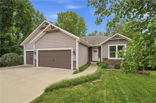419 E 166th Ct, Belton, MO, 64012-2201 | Card Image