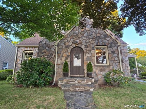 235 Summit St, Manchester, CT, 06042-3567 | Card Image