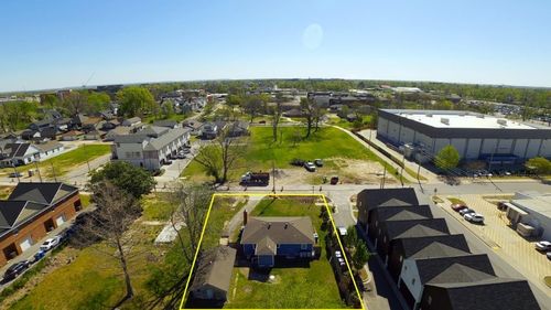 508 Sw E St, Bentonville, AR, 72712-5723 | Card Image