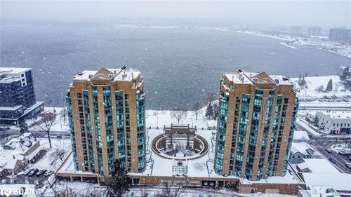 {{alt}} | Card Image