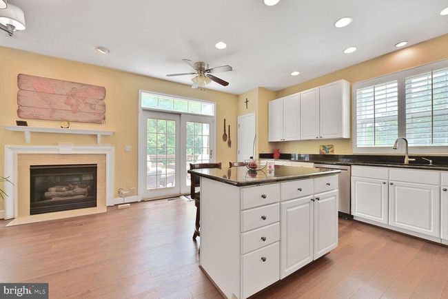 1249 Wild Hawthorn Way, Townhouse with 3 bedrooms, 4 bathrooms and null parking in RESTON VA | Image 13
