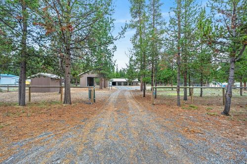 52628 Ammon Rd, La Pine, OR, 97739-9744 | Card Image
