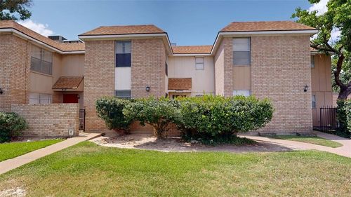 3808 Plainsman Ln, Bryan, TX, 77802-3909 | Card Image