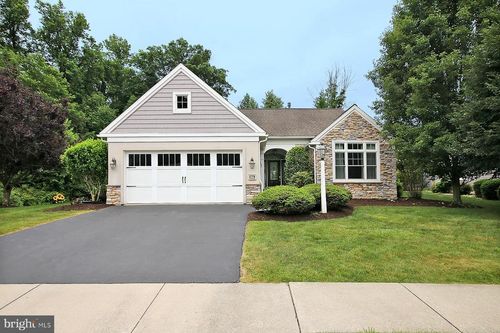 1061 Alden Way, LEBANON, PA, 17042-9237 | Card Image