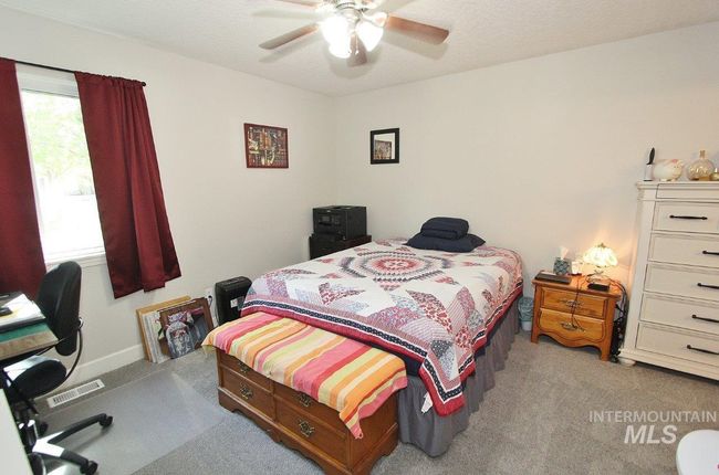415 S Fern St, House other with 3 bedrooms, 2 bathrooms and null parking in Nampa ID | Image 11