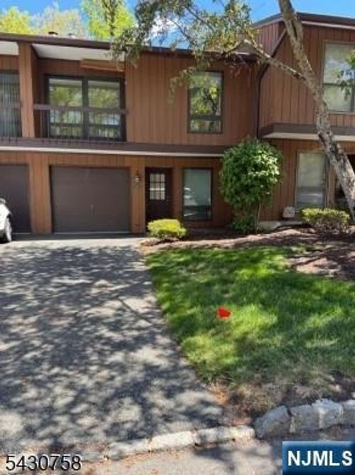 1065 Treetops, Wharton Borough, NJ, 07885 | Card Image