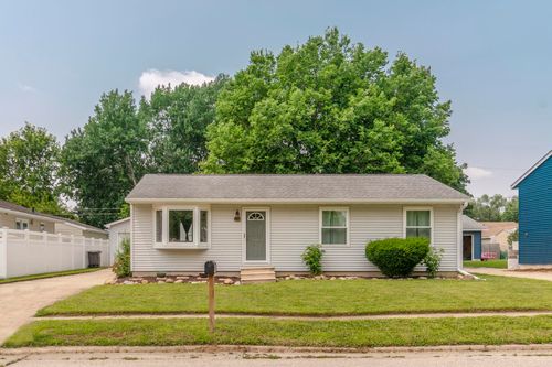811 Cloverdale Ave, Waterloo, IA, 50703-1103 | Card Image
