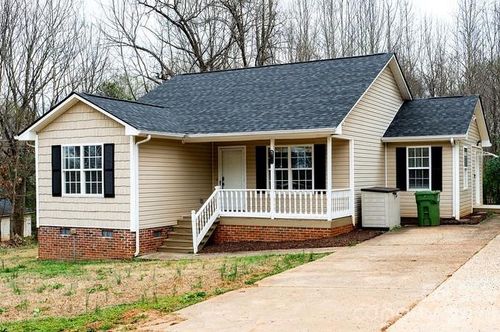 226-B Brookwood Rd, Belmont, NC, 28012-2223 | Card Image