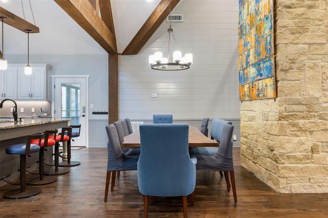 17042 State Highway 21 E, Home with 7 bedrooms, 9 bathrooms and 3 parking in Grapeland TX | Image 15