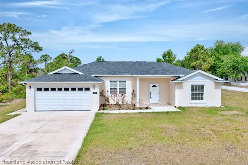 331 Homasassa Ave Ne, Lake Placid, FL, 33852-3602 | Card Image