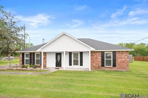 10083 Lake Ridge Ave, Gonzales, LA, 70737-7960 | Card Image