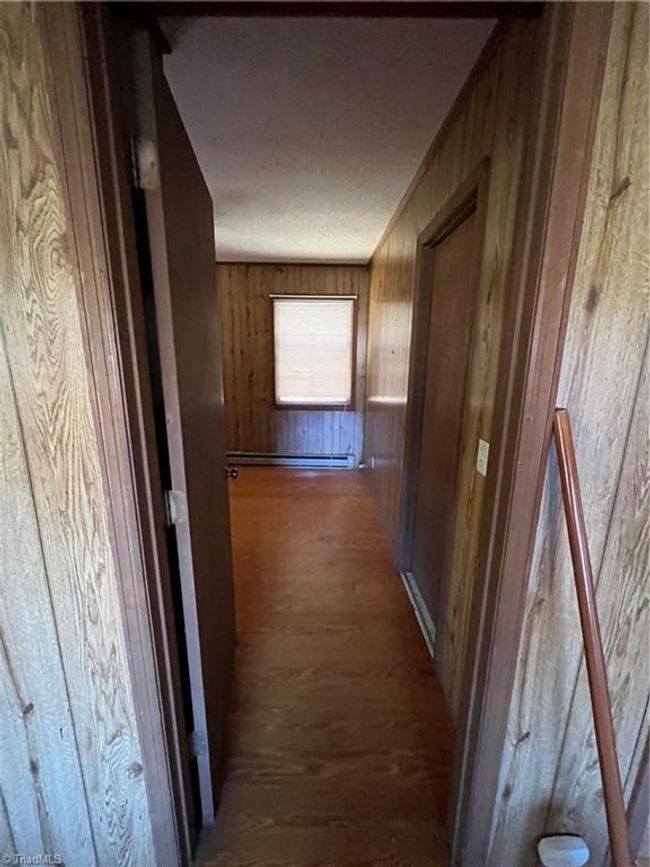 1972 Big Horse Creek Rd, House other with 3 bedrooms, 2 bathrooms and null parking in Lansing NC | Image 35