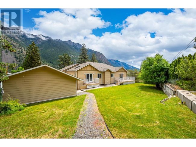 181 Homestead Rd, House other with 3 bedrooms, 3 bathrooms and 6 parking in Lillooet BC | Image 30