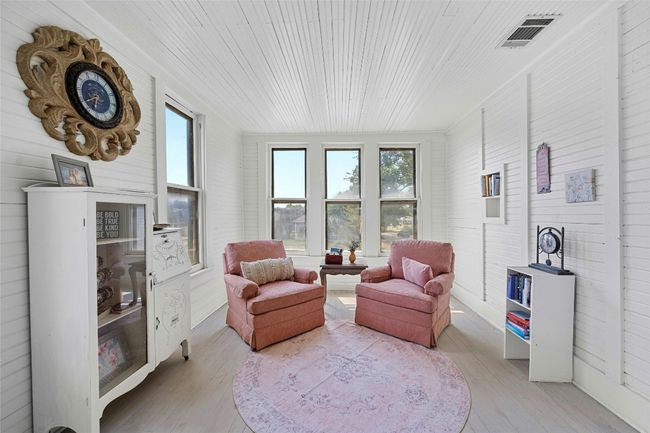 622 W 7 Th St, House other with 4 bedrooms, 3 bathrooms and null parking in Taylor TX | Image 24