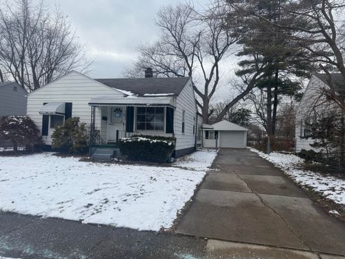 21819 Shakespeare Ave, Eastpointe, MI, 48021-2487 | Card Image