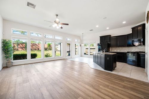 2622 Mountain Sage Dr, Pearland, TX, 77584-3957 | Card Image