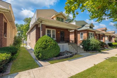 7648 S Lafayette Avenue, House other with 3 bedrooms, 3 bathrooms and 2 parking in Chicago IL | Image 3