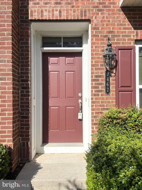 9462 Canonbury Sq, FAIRFAX, VA, 22031-6103 | Card Image