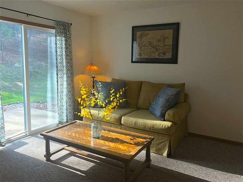 3811 Vale Dr, Traverse City, MI, 49686-2978 | Card Image