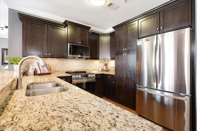 APT-201 - 3520 Central Ave, Condo with 2 bedrooms, 3 bathrooms and null parking in Memphis TN | Image 10