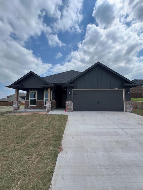 4304 Hummingbird Dr, Sherman, TX, 75092 | Card Image
