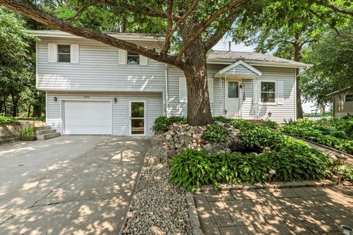 10574 Arnold Cir Nw, Monticello, MN, 55362-3042 | Card Image