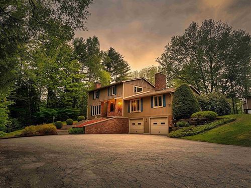 50 Cat Hole Rd, Claremont, NH, 03743-4319 | Card Image