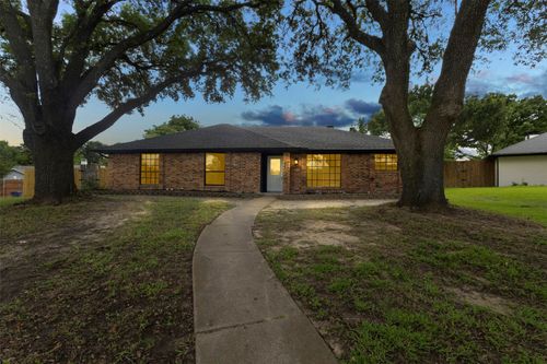 5302 Anchor Cove Cir, Garland, TX, 75043-4800 | Card Image