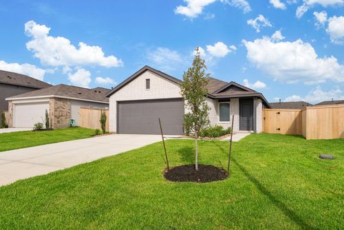 706 Umbrella Tree Dr, Magnolia, TX, 77354-7547 | Card Image