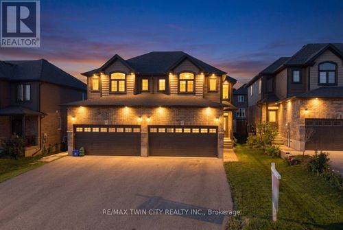 109 Links Cres, Woodstock, ON, N4T0K7 | Card Image