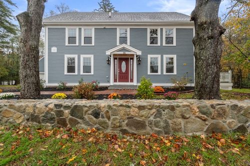 116 Winthrop St, Medway, MA, 02053-2310 | Card Image