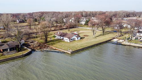 35190 Jeffers Ct, Harrison Township, MI, 48045-6705 | Card Image