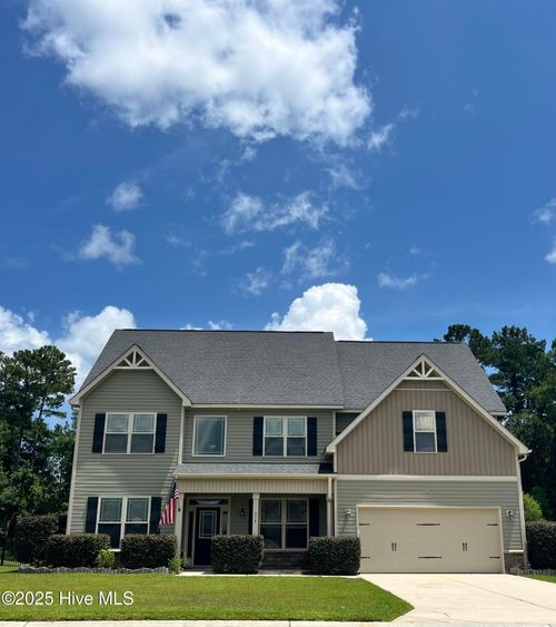 319 Bear Run, Maple Hill, NC, 28454 | Card Image