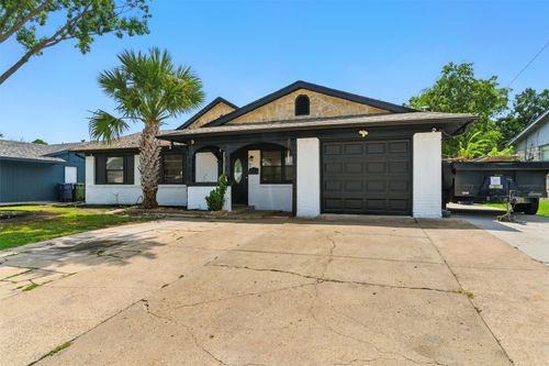 4102 Fernwood Dr, Garland, TX, 75042-6122 | Card Image