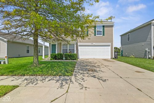 1702 Wagner Dr, Shelbyville, IN, 46176-2491 | Card Image
