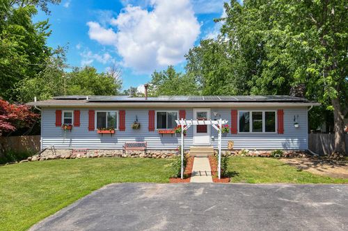 26716 110th St, Trevor, WI, 53179-9307 | Card Image