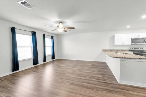 146 Oak Cir, Livingston, TX, 77351-7354 | Card Image