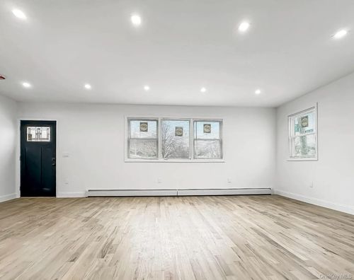 apt-02-110-03 155th St, Jamaica, NY, 11433-3617 | Card Image